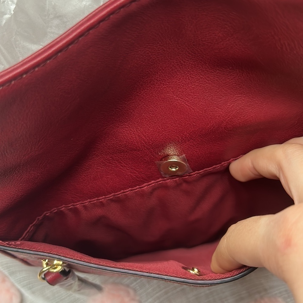 INC International Concepts faux leather crossbody - Picture 5 of 14